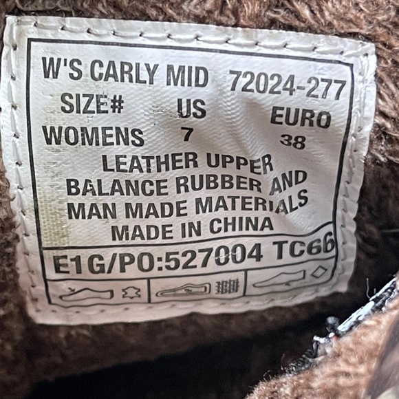 BOGS Waterproof Boho Gorpcore Leather Boots - Picture 3 of 11